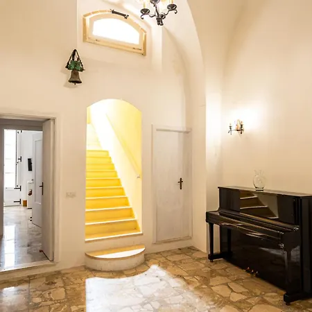 לינה וארוחת בוקר Palazzo Celina גאליפולי