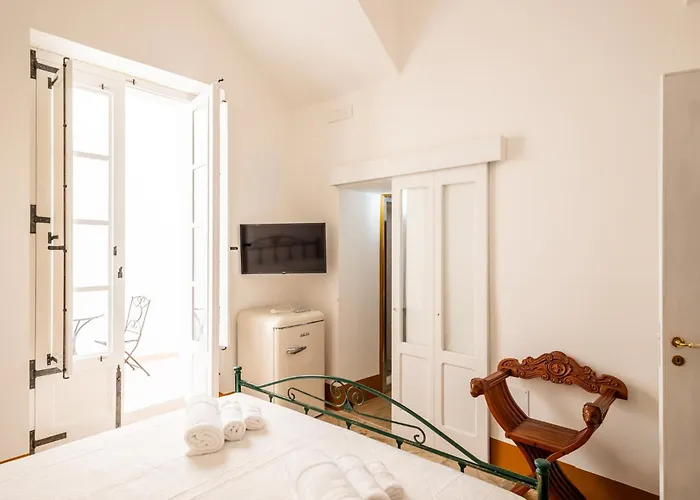 Palazzo Celina Bed & Breakfast 3*